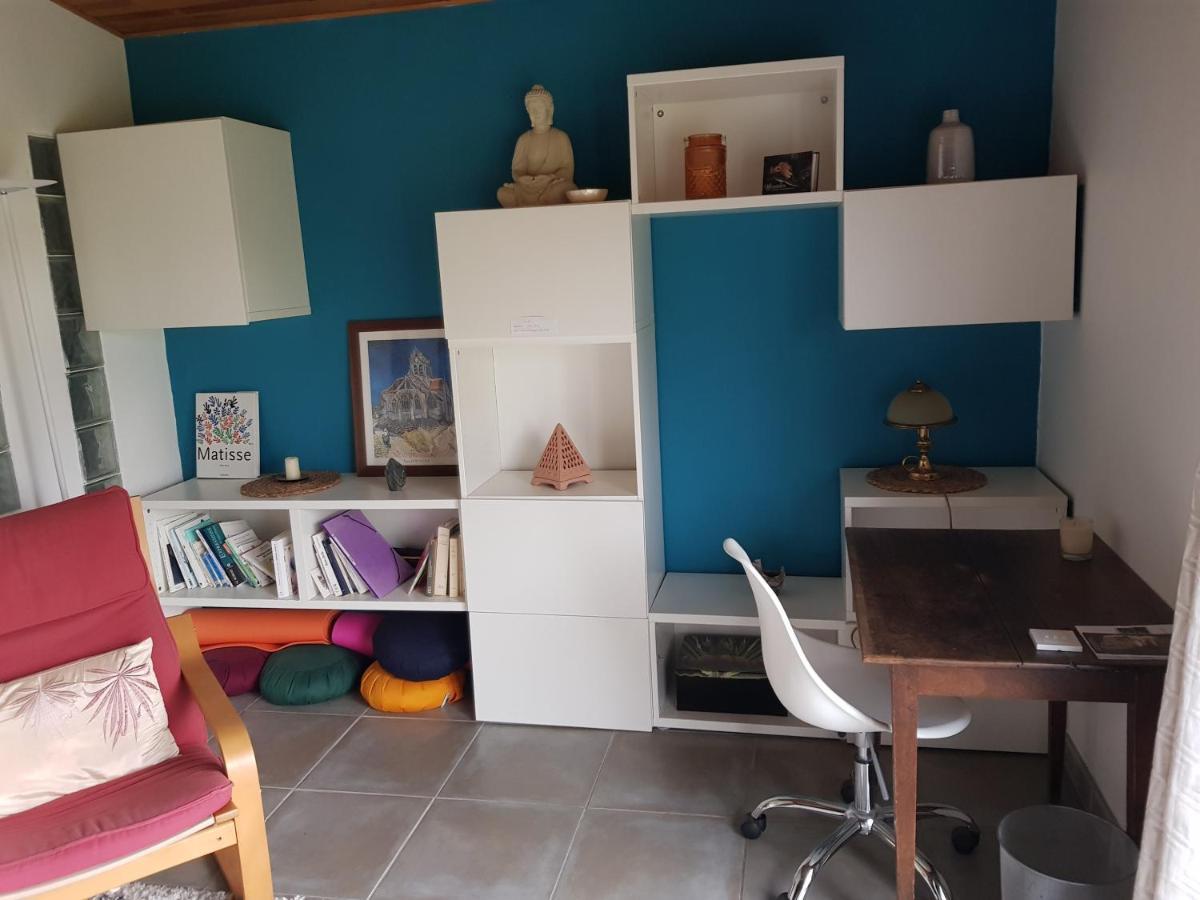 Chambre Avec Salle De Bains Privative Boutiers-Saint-Trojan Bagian luar foto